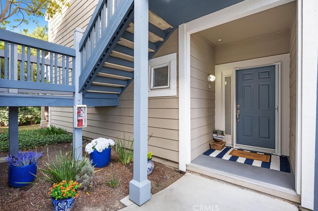 20171 Sealpoint Ln, Huntington Beach, CA 92646-8590
