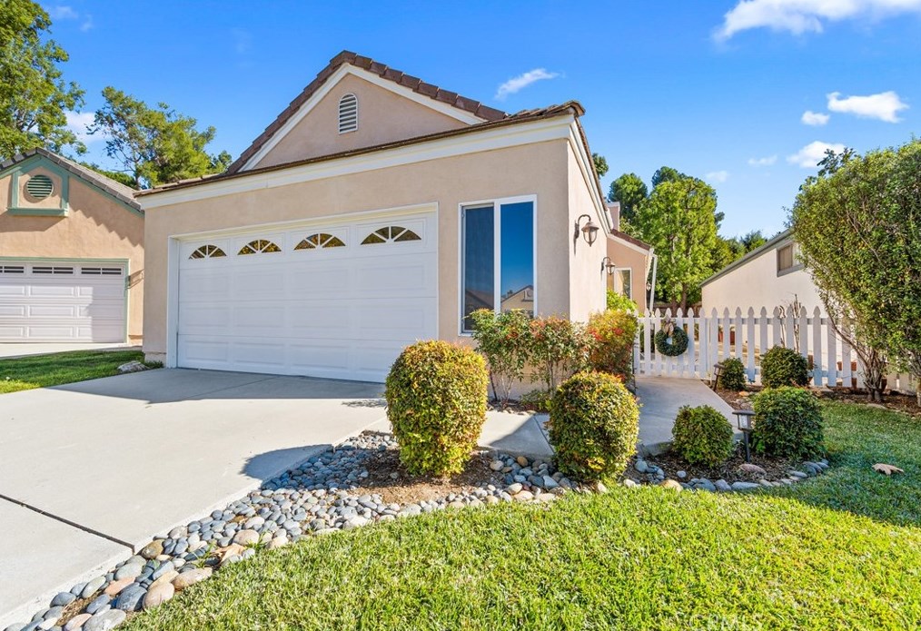 8 Indian Hill Ln, Laguna Beach, CA 92653-7407