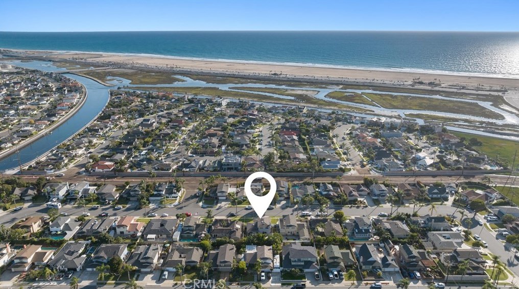 9101 Aloha Dr, Huntington Beach, CA 92646-7865