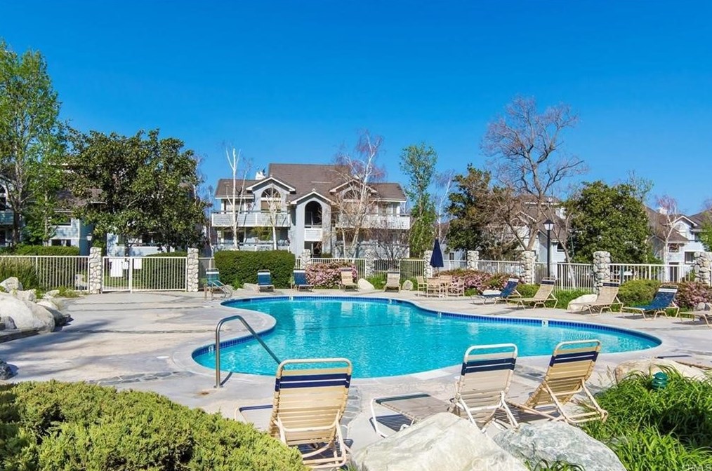 26941 Rainbow Glen Dr #755, Santa Clarita, CA 91351