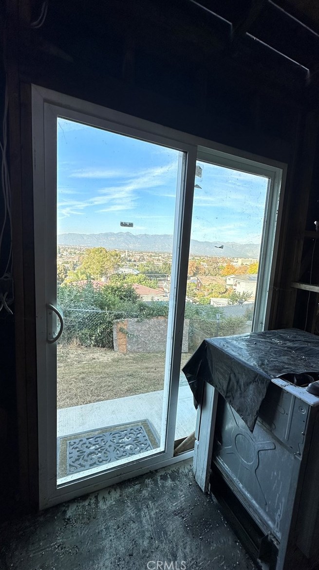 304 Graves Ave, Monterey Park CA  91755-4106 exterior