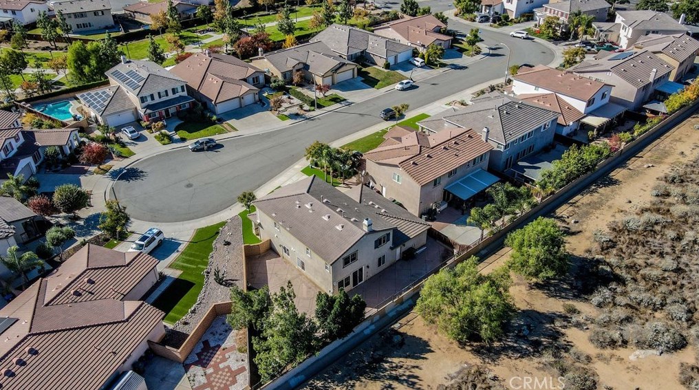 27212 Golden Field Ct, Moreno Valley CA  92555-4539 exterior