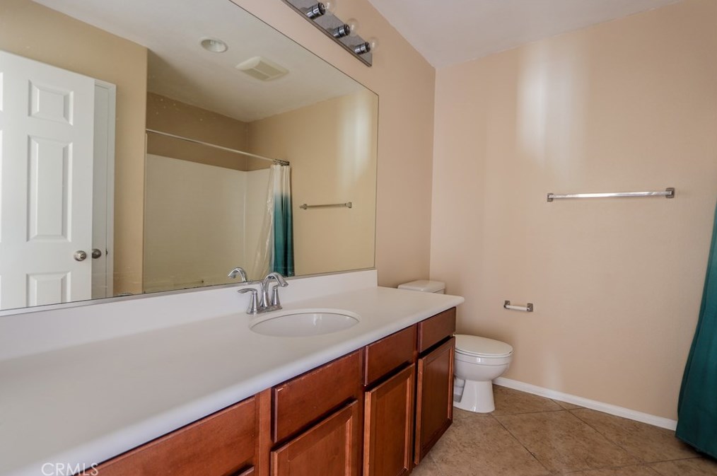 27212 Golden Field Ct, Moreno Valley CA  92555-4539 exterior