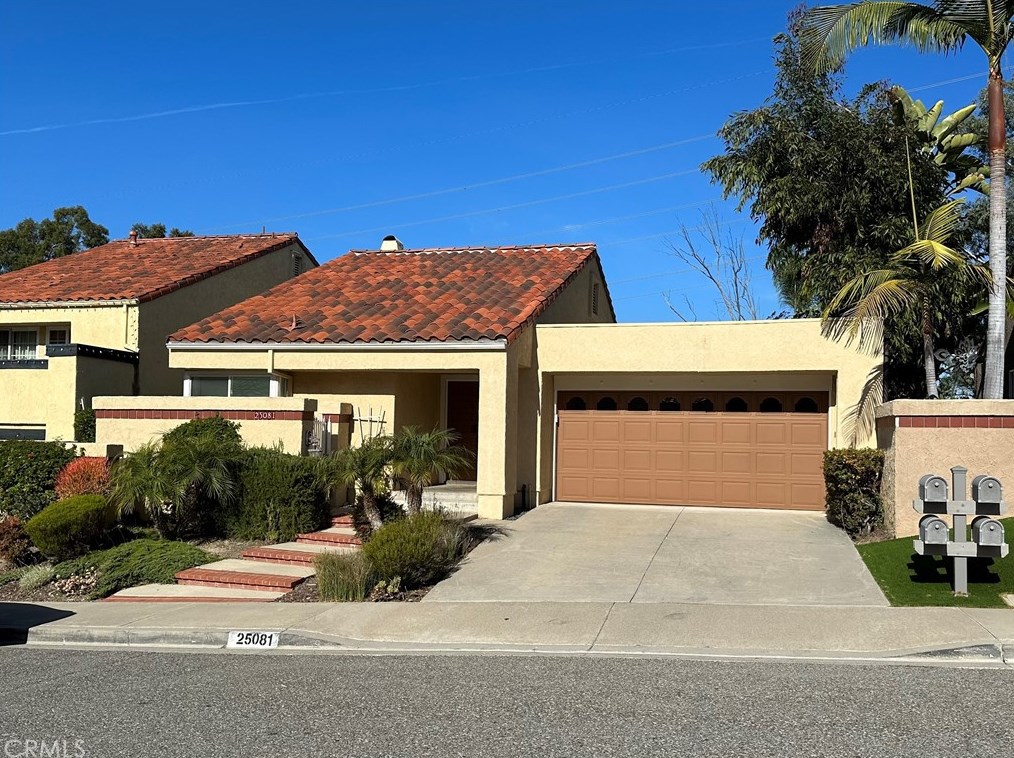 25081 Luna Bonita Dr, Laguna Beach, CA 92653-5646