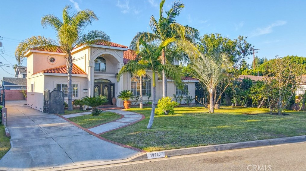 10233 Bellman Ave, Downey, CA 90241