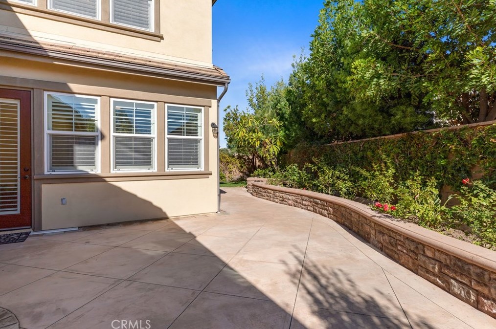 15510 Sonora St, Tustin CA  92782-1936 exterior