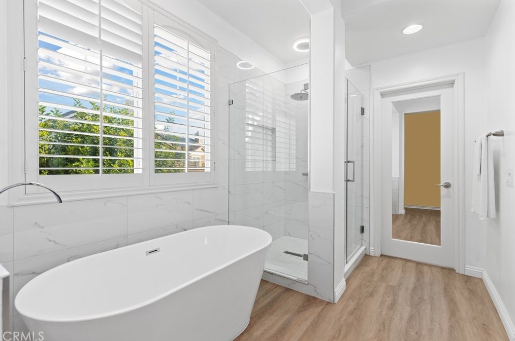 15510 Sonora St, Tustin CA  92782-1936 exterior