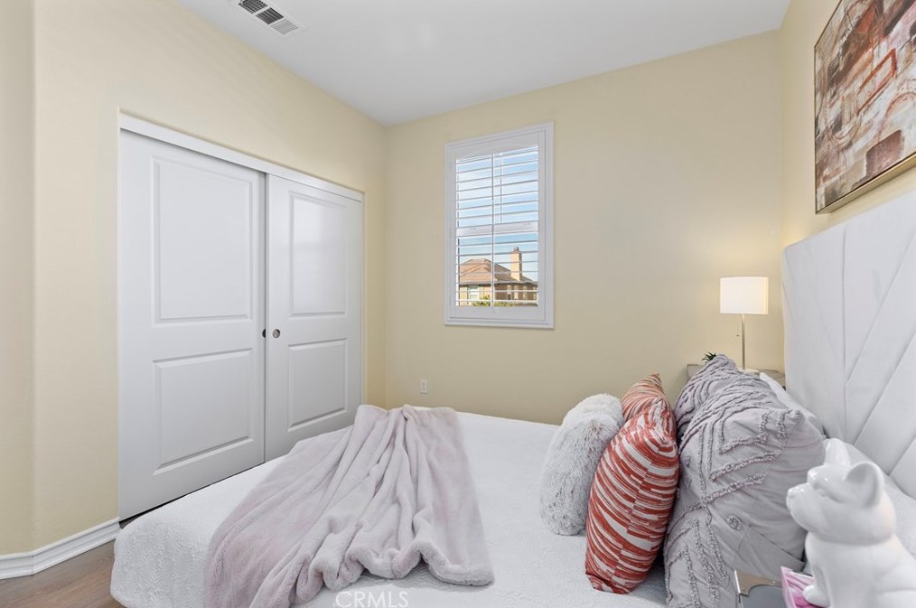 15510 Sonora St, Tustin CA  92782-1936 exterior