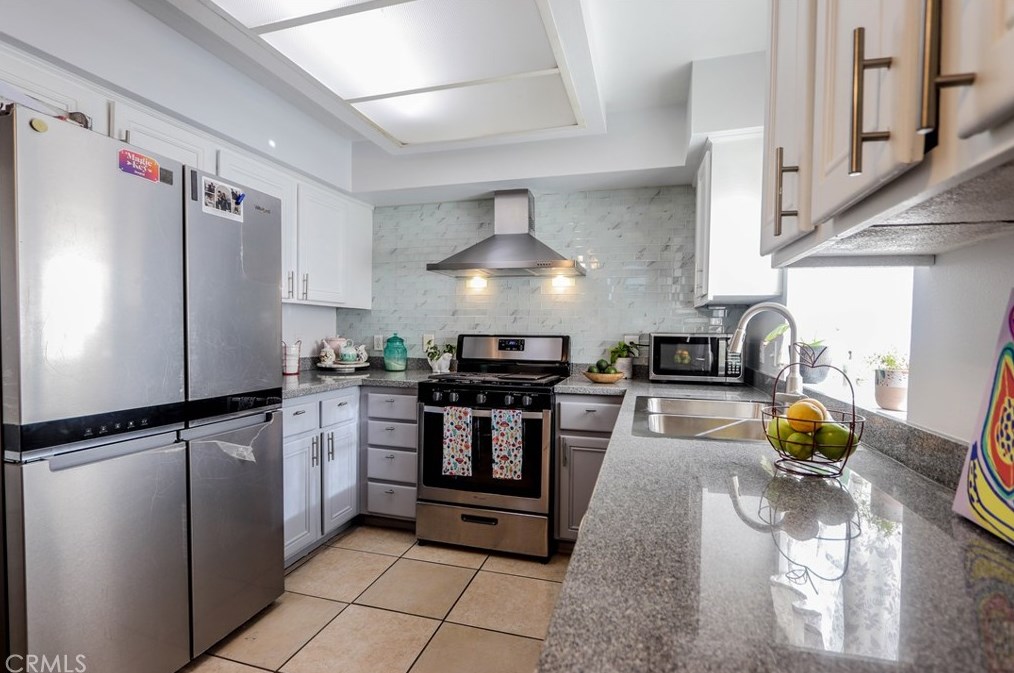 6350 Gage Ave #208, Bell, CA 90201