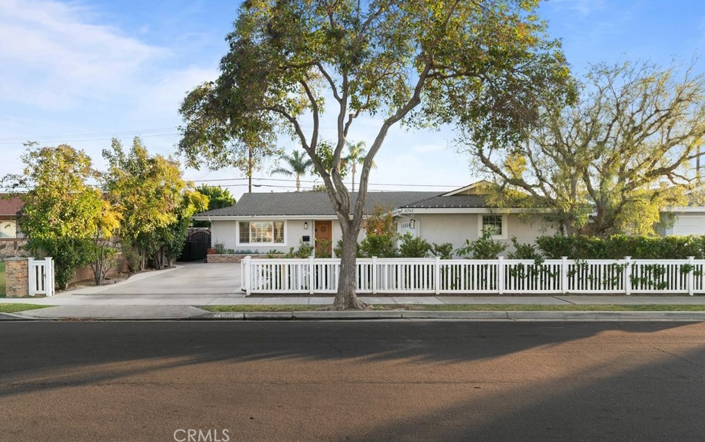 6762 Chapman Ave, Garden Grove, CA 92845-1439