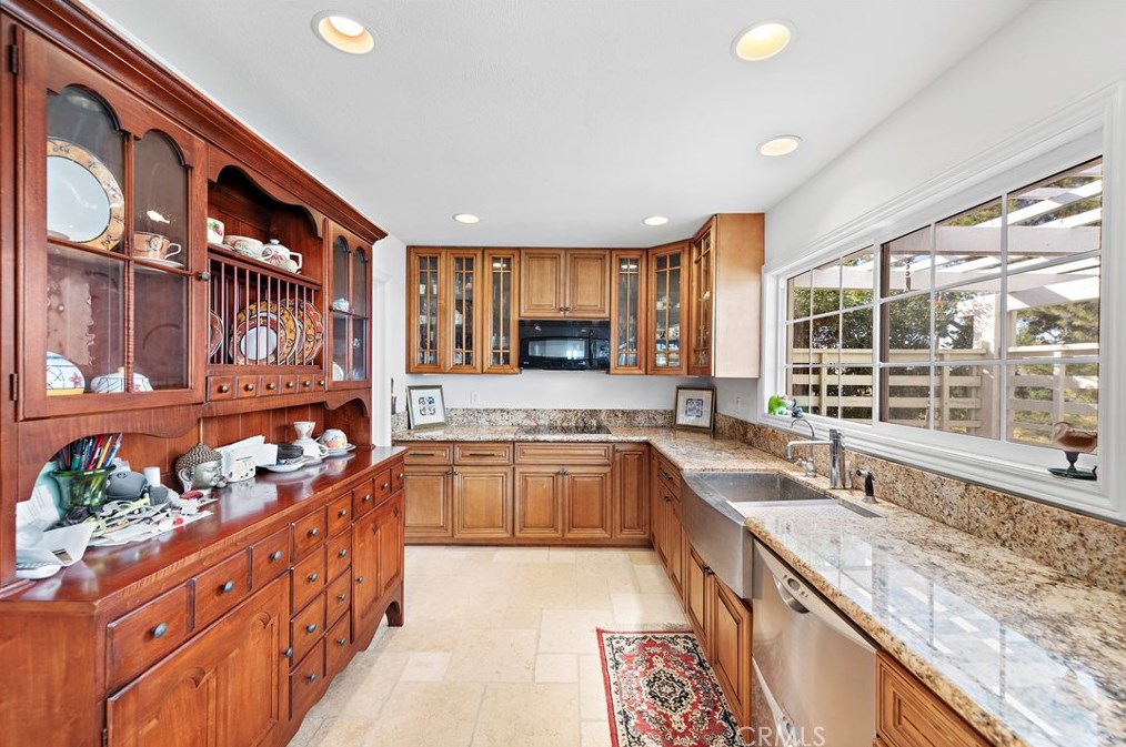 27881 Calle Valdes, San Juan Capistrano, CA 92692