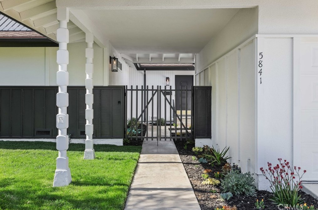 5841 Ghent Dr, Huntington Beach, CA 92649