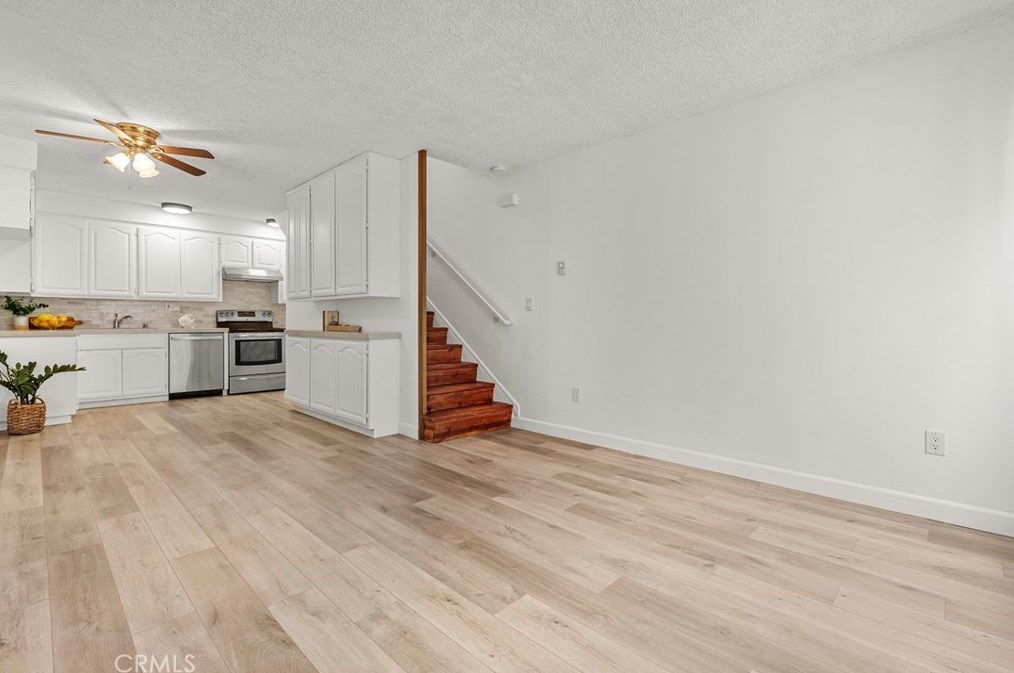 11025 Kittridge St #128, North Hollywood, CA 91606