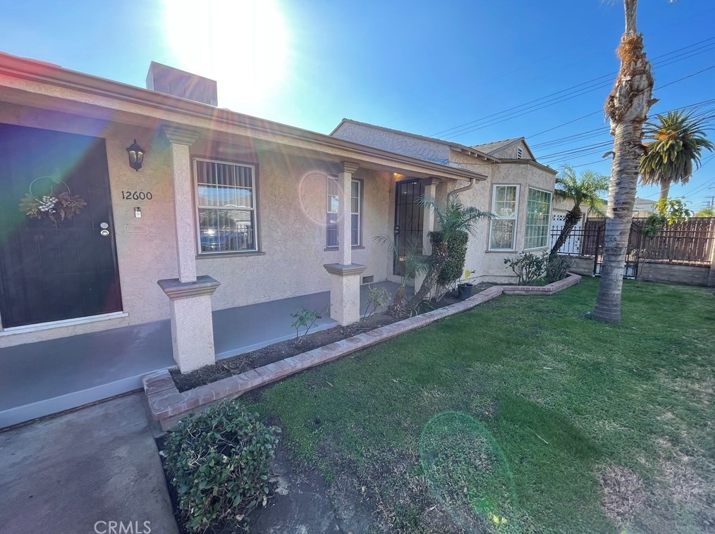 12600 Kittridge St, North Hollywood, CA 91606