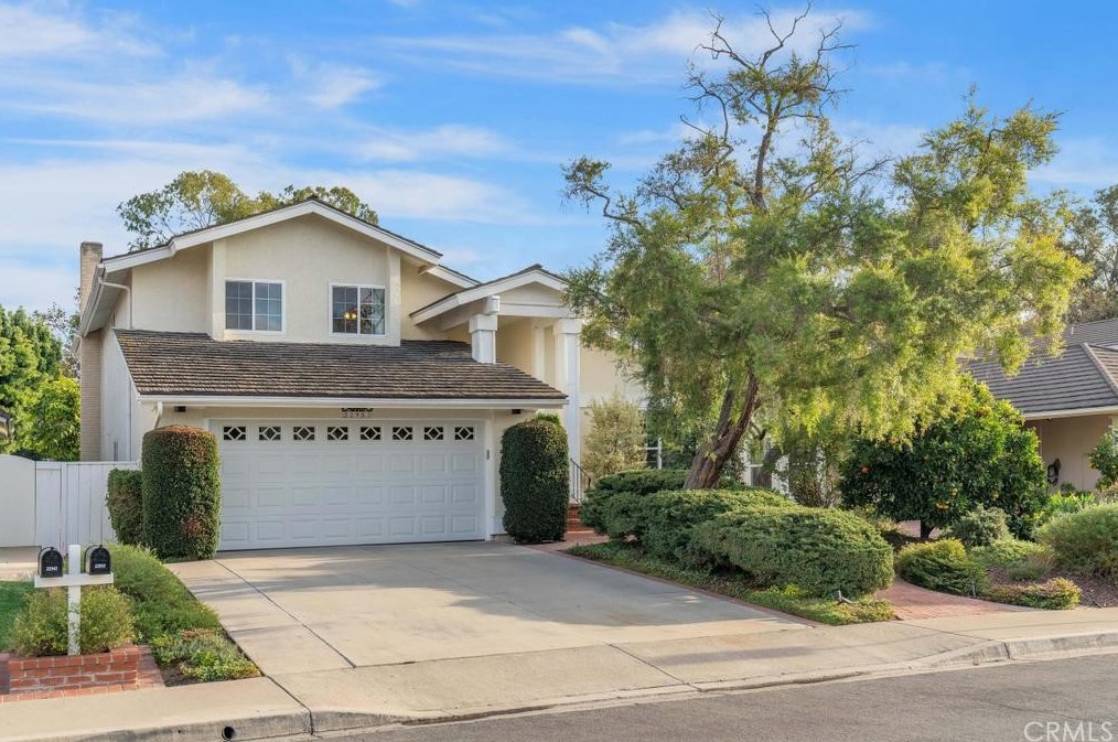22952 Hazelwood, El Toro, CA 92630-5444