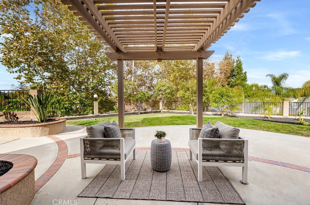 24741 Hendon St, Laguna Beach, CA 92653-4635