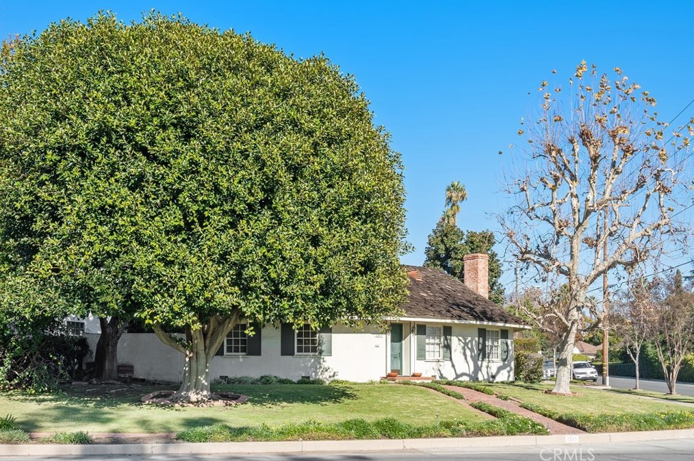 2855 Duarte Rd, Pasadena, CA 91108
