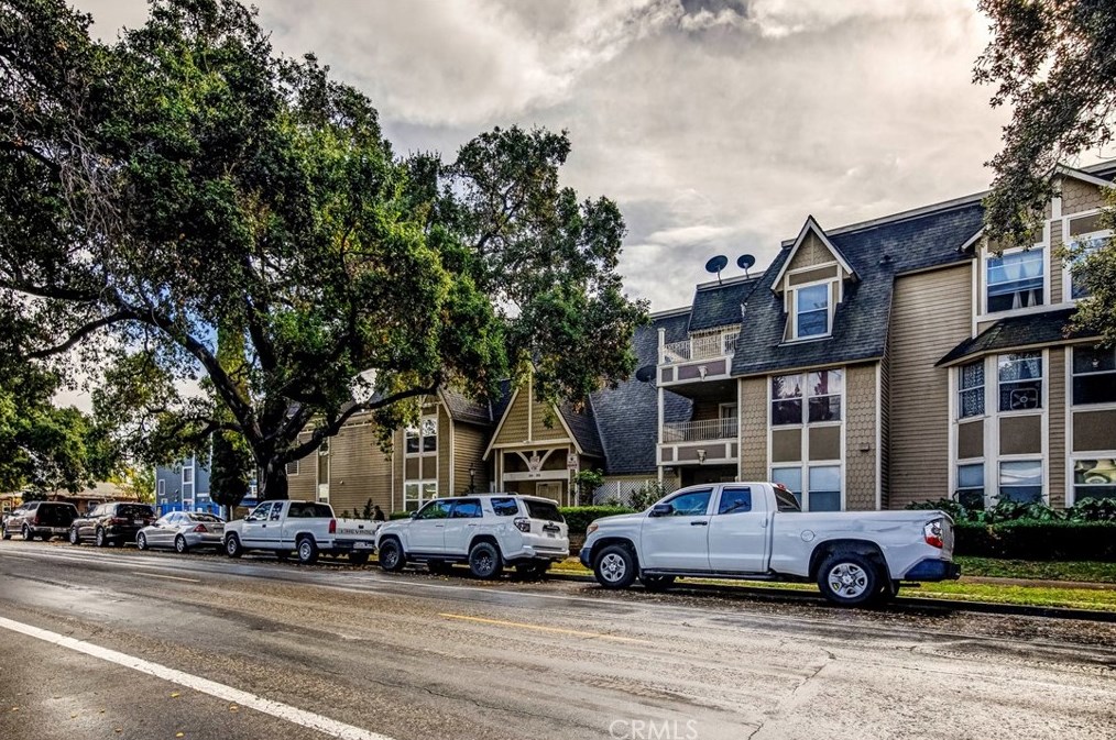 304 E Chestnut Ave #312-n, Santa Ana, CA 92701