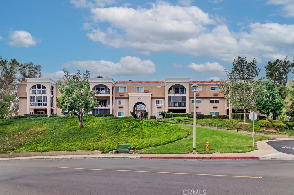 4011 Calle Sonora Oeste, Laguna Beach CA  92637-3218 exterior