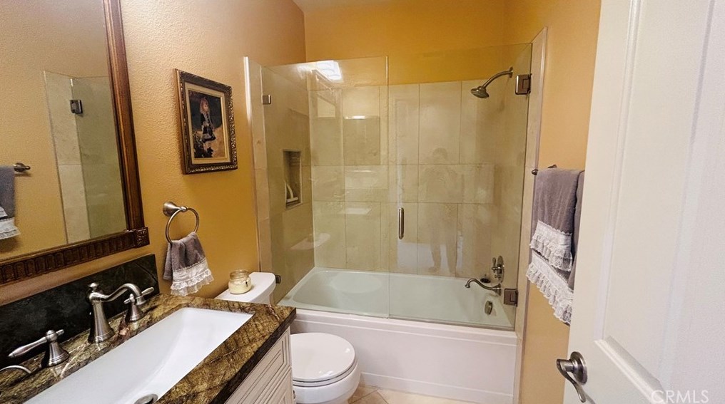 1405 Reggio Aisle, Irvine CA  92606-8879 exterior