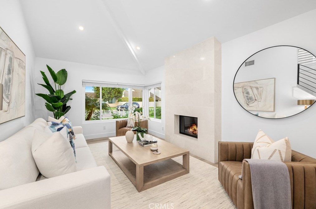 48 Sandpiper, Irvine CA  92604-3685 exterior