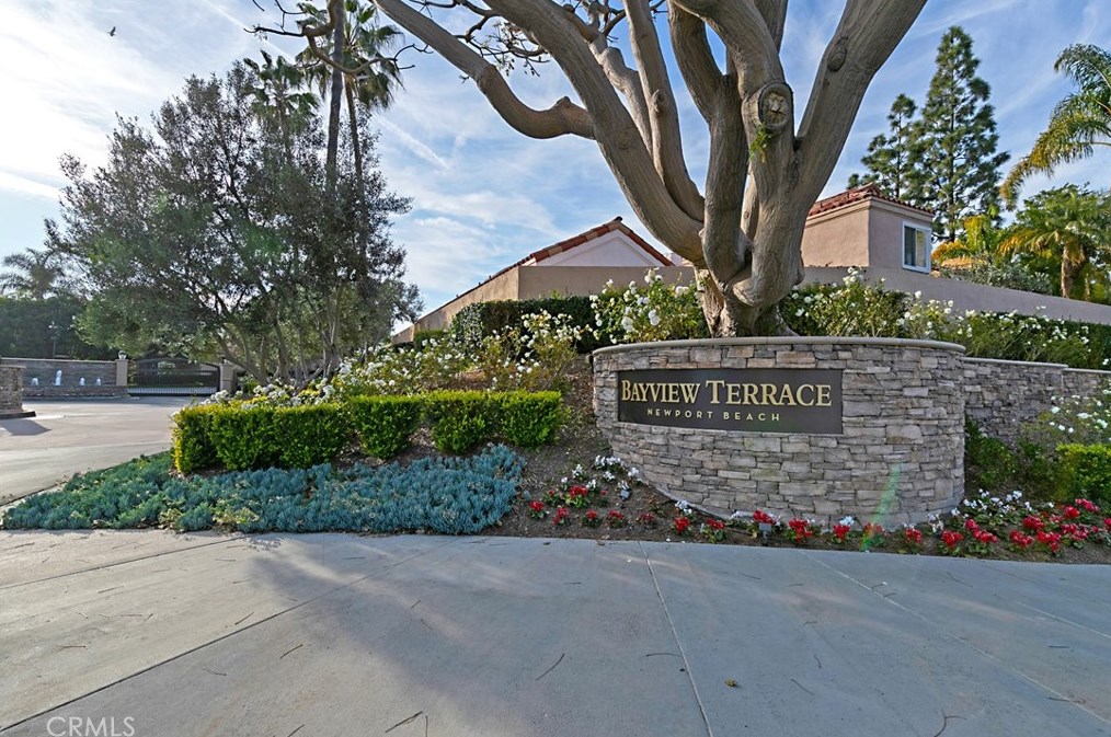 76 Pelican Ct, Newport Beach, CA 92660