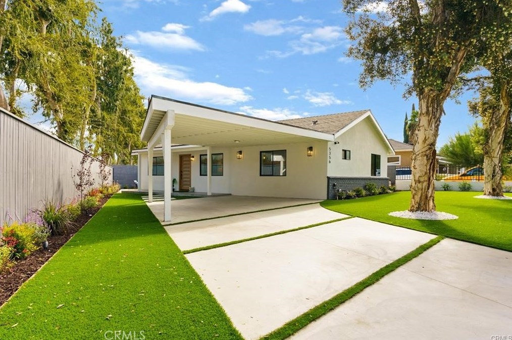 5356 Forbes Ave, Van Nuys, CA 91436-1004
