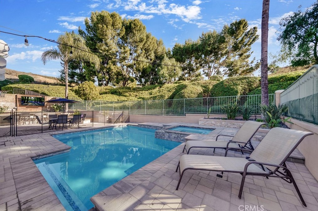 21436 Coralita, El Toro, CA 92630-8202