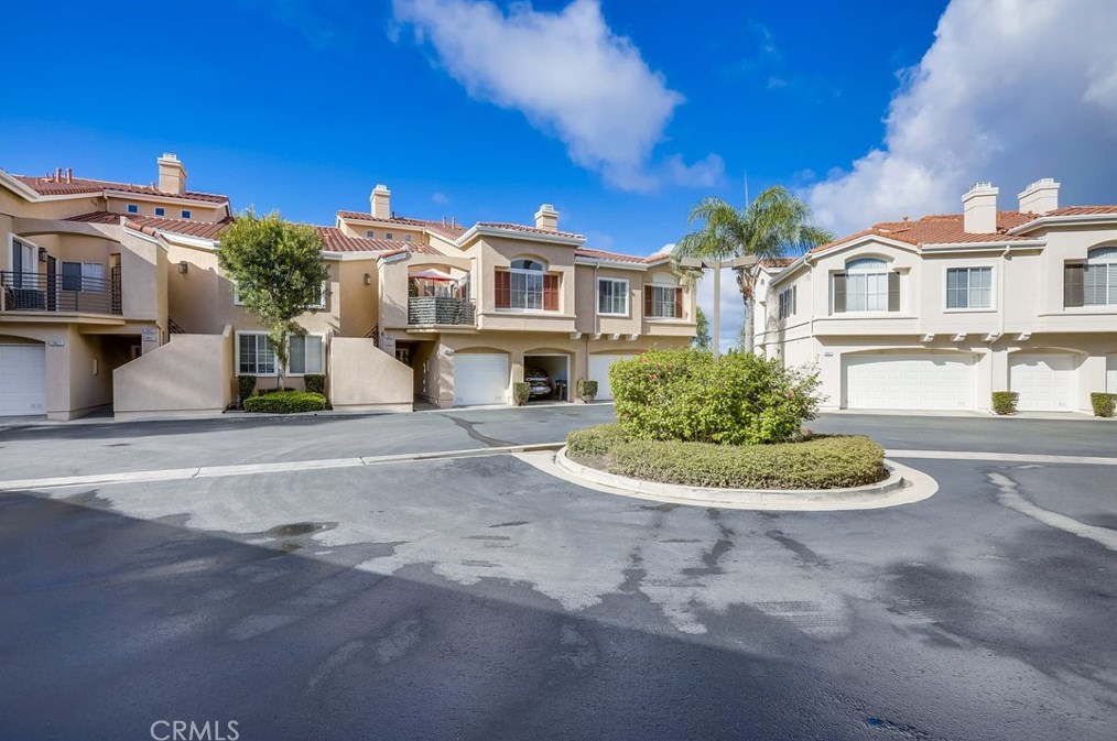 28831 El Adolfo, Laguna Beach, CA 92677-7665