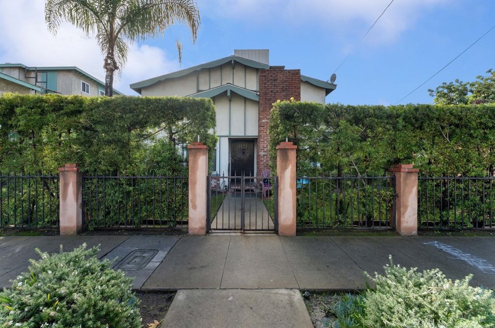 804 E Kelso St, Inglewood, CA 90301