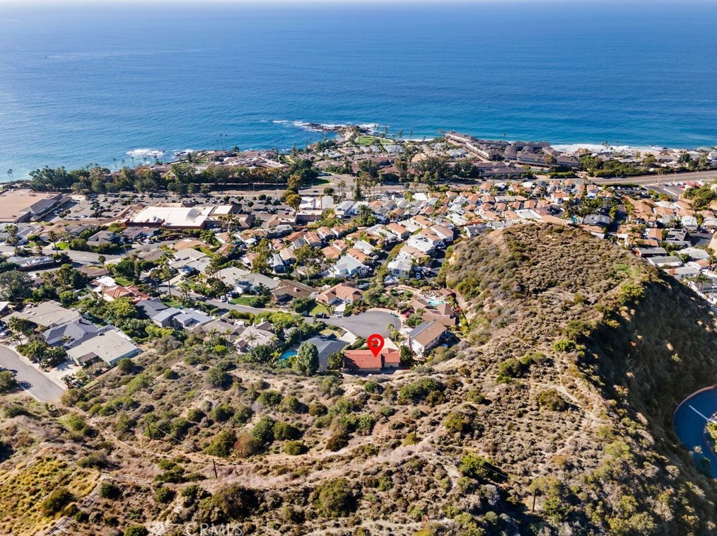 30632 Marilyn Dr, Laguna Beach, CA 92651-8125