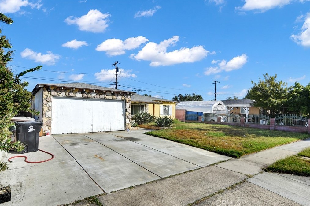 1236 N Foxfire St, Anaheim, CA 92801