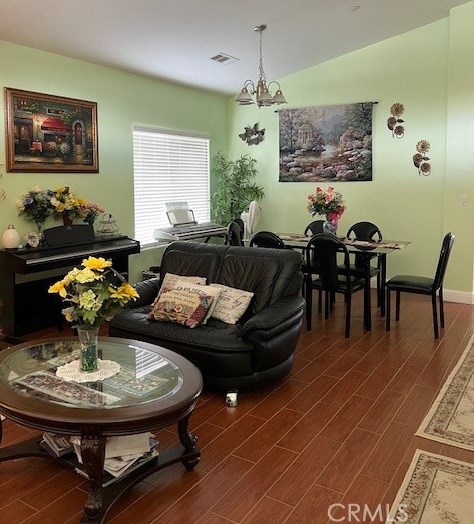 9306 Degranvelle Dr, Bakersfield, CA 93311