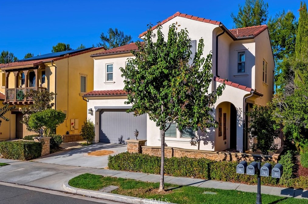 31 Los Indios, Irvine, CA 92618