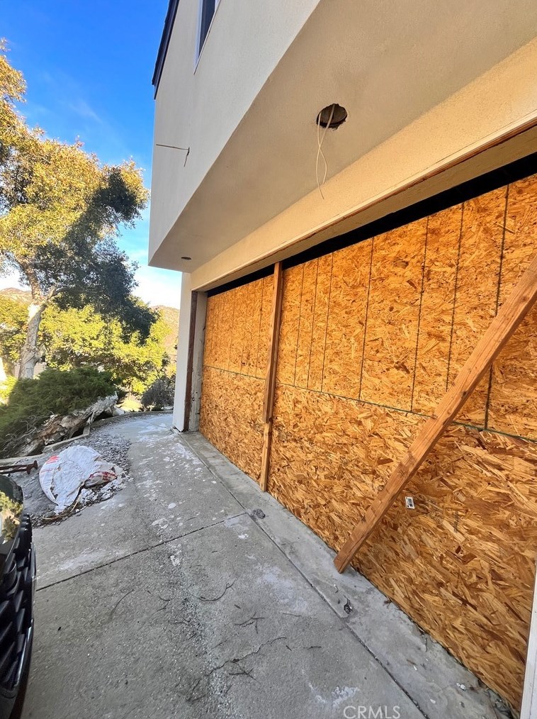 26200 Lockwood Rd, Malibu, CA 90265
