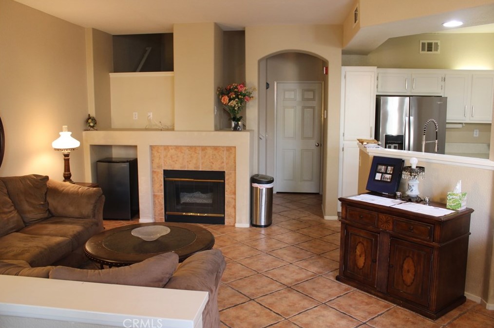 3410 Aspen St, Irvine, CA 92618-2132