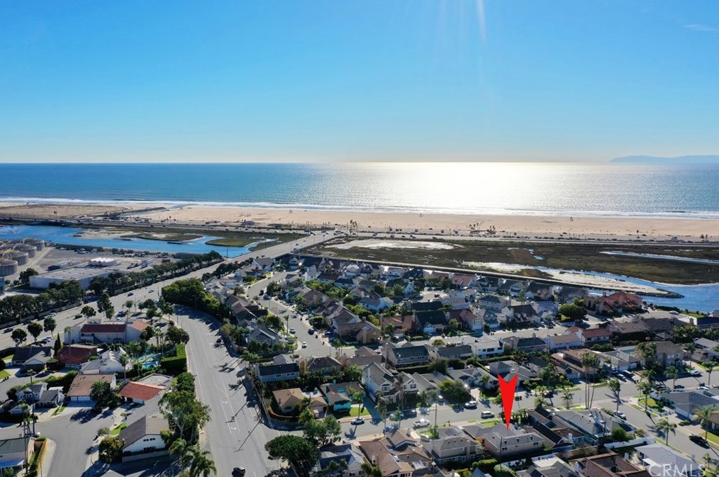 9431 Leilani Dr, Huntington Beach, CA 92646
