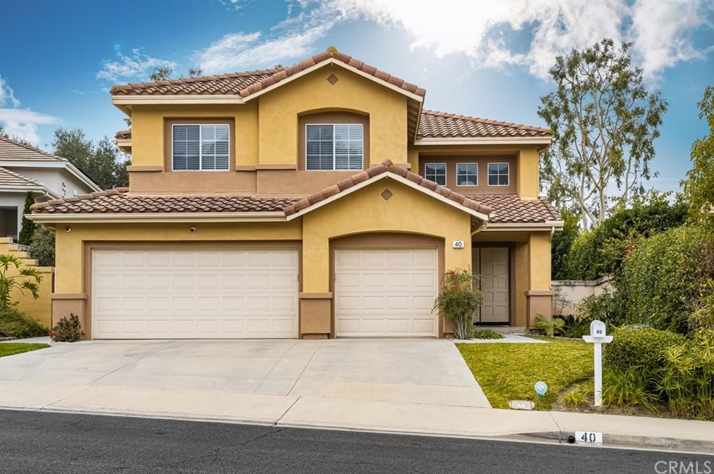 40 Tessera Ave, El Toro, CA 92610-1928