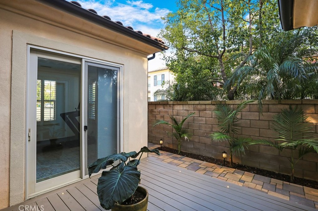 44 Pawprint, Irvine CA  92618-8862 exterior