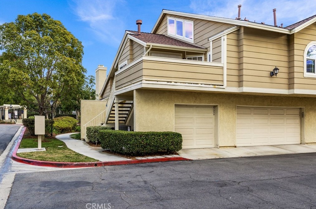 21034 Flower Gln, El Toro, CA 92630-7736