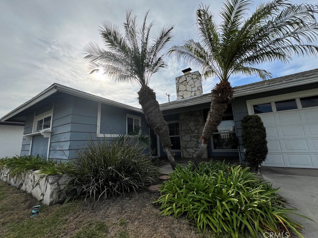 16511 Loire Cir, Huntington Beach, CA 92647