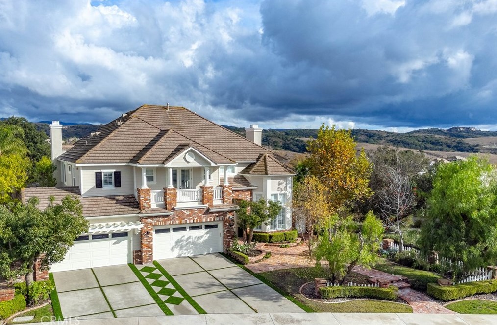 18 Bent Oak, Trabuco Canyon, CA 92679-5218