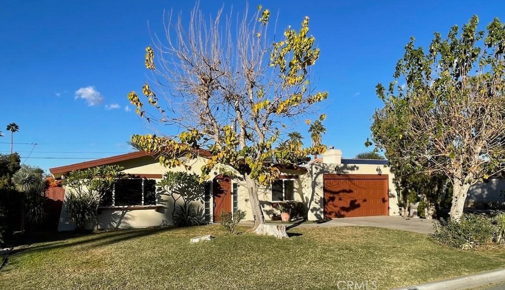 73080 Santa Rosa Way, Palm Desert, CA 92260-2832