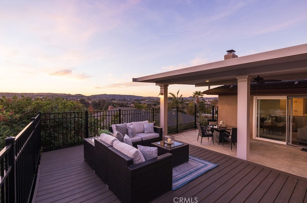 24942 Monte Verde Dr, Laguna Beach CA  92677-1529 exterior