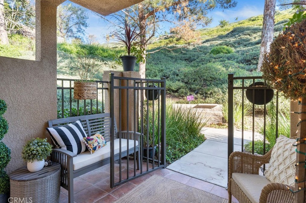 93 Waxwing Ln, Laguna Beach, CA 92656