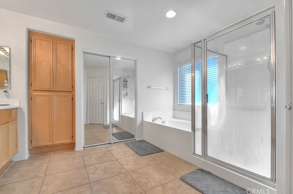 13842 Beech St, Victorville CA  92392-5531 exterior