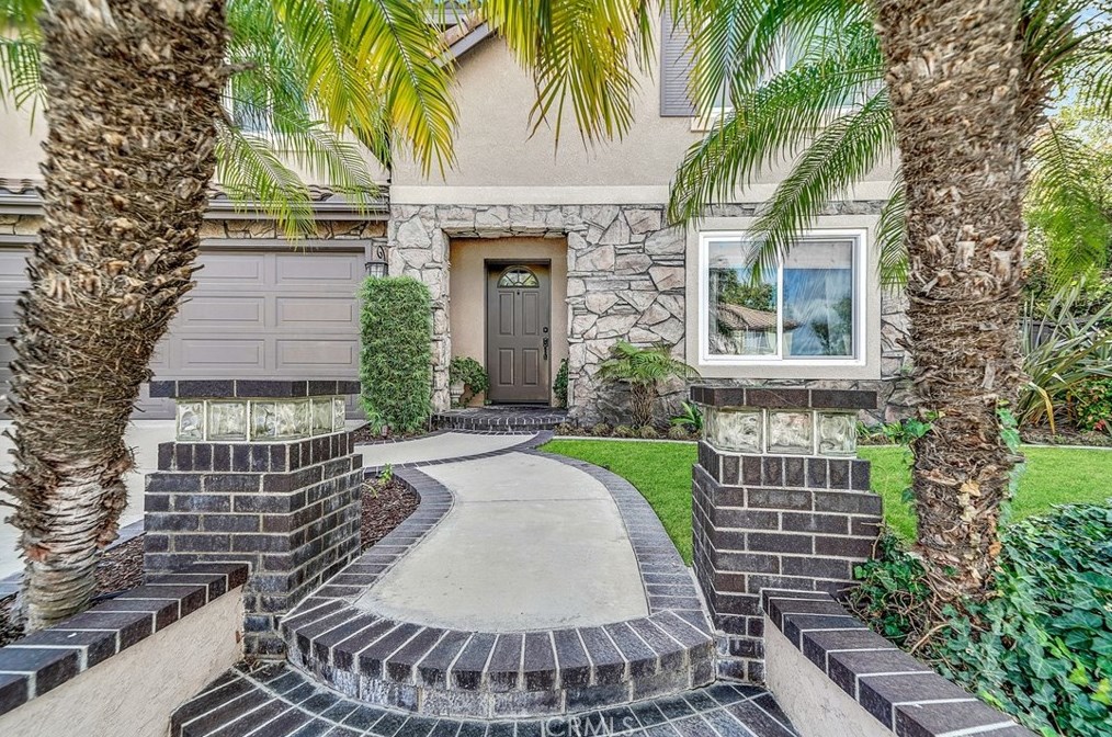 19 Via Arribo, Trabuco Canyon, CA 92688