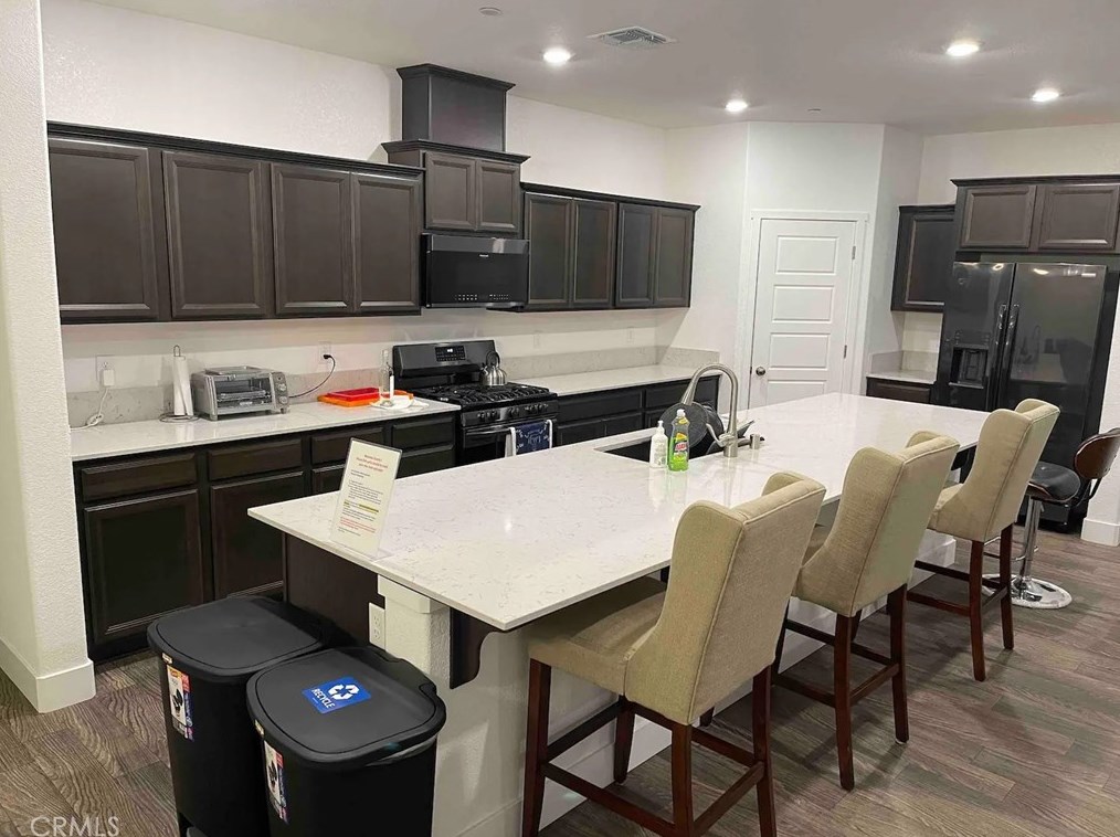 2409 Explorador Dr, Merced, CA 95340