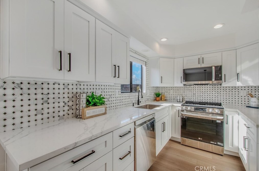 400 S Flower St #89, Orange, CA 92868