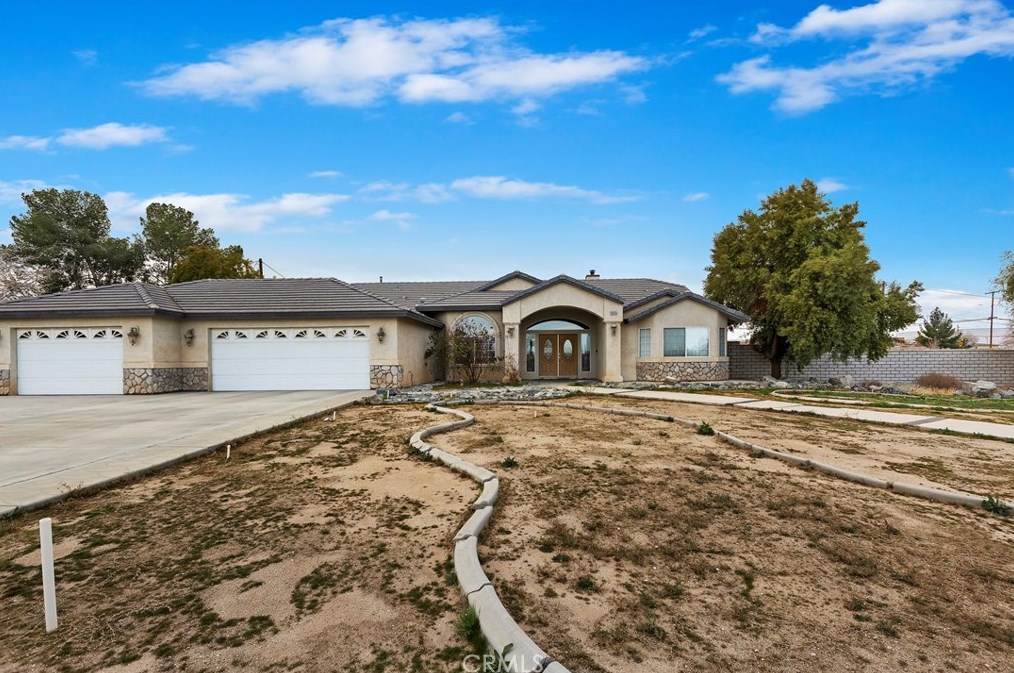 14545 Bonanza Rd, Victorville, CA 92392-2715